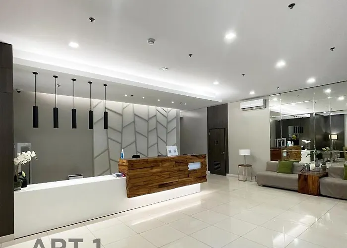 Apartment Art1 *